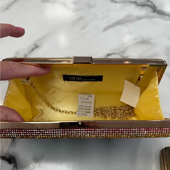 Multicolor Rhinestone 🌈 Clutch with Gold Chain - Picture 2 of 3